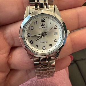 NWT OLEVS Silver Stainless Steel Quartz Watch